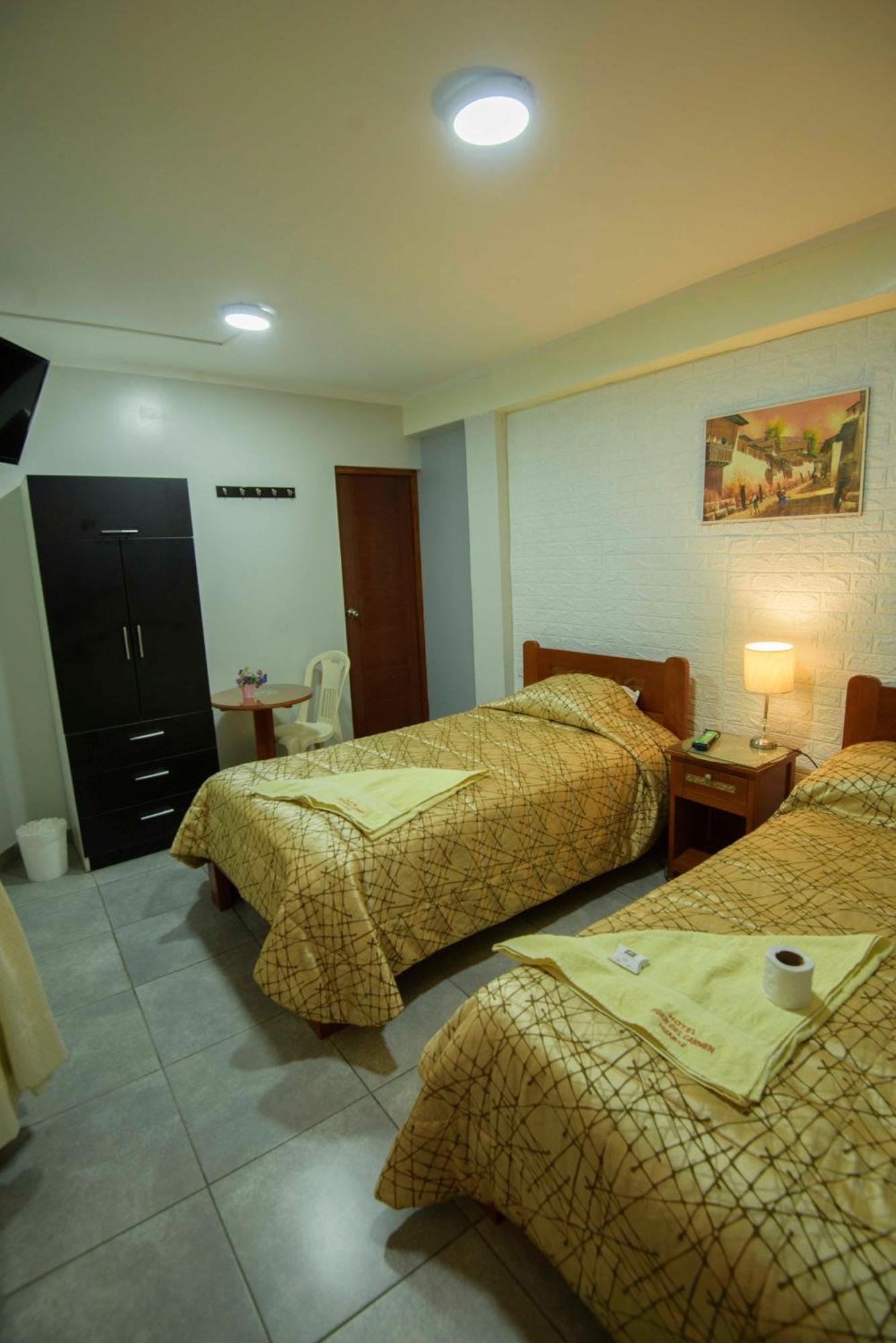 Hotel Virgen Del Carmen - Huaraz Bagian luar foto
